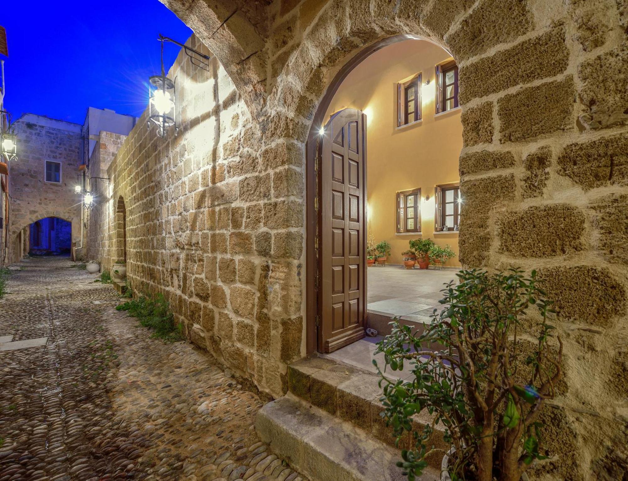Spanish Knights Inn Rhodes City Exterior foto